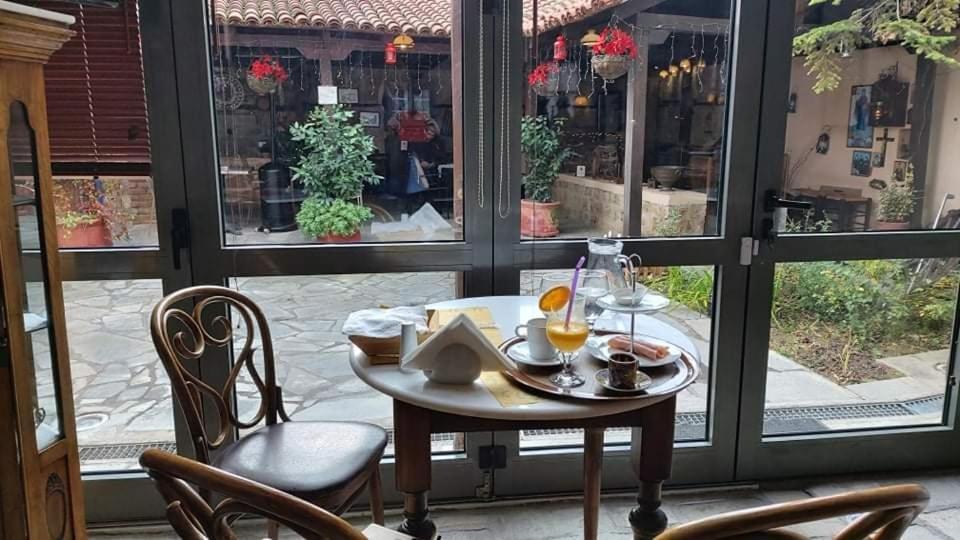 Hagiati Guesthouse Edessa Esterno foto