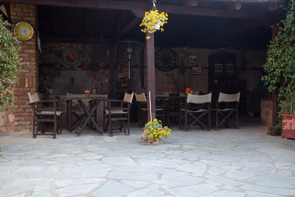 Hagiati Guesthouse Edessa Esterno foto